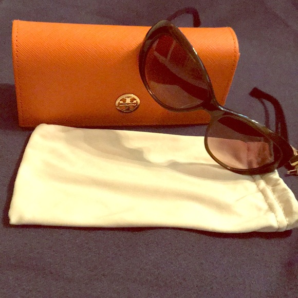 Tory Burch Accessories - New Tory Burch Sunglassses